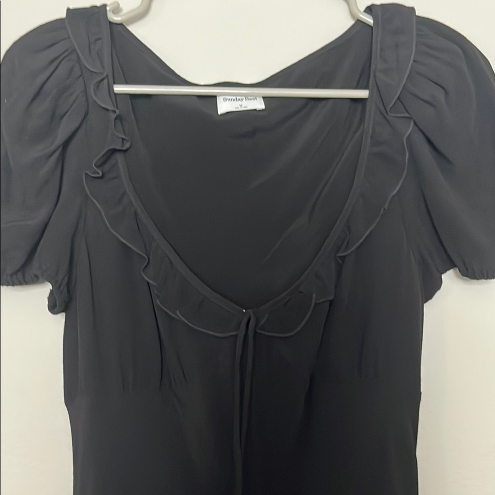 Sunday Best Black Puff Sleeve Sweetheart Gown - Picture 3 of 5